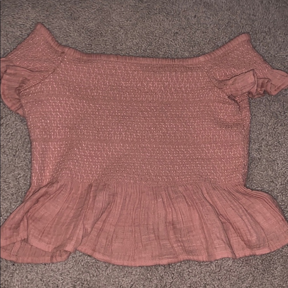 American Eagle off the shoulder top